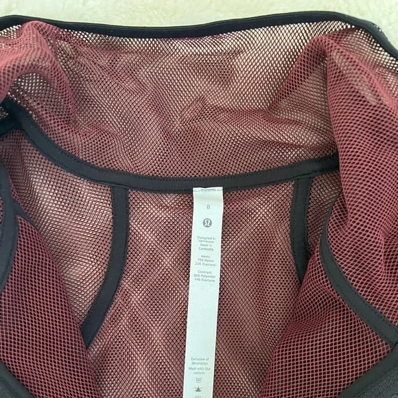 Lululemon Reversible Mesh 1/2 Zip - Picture 5 of 7